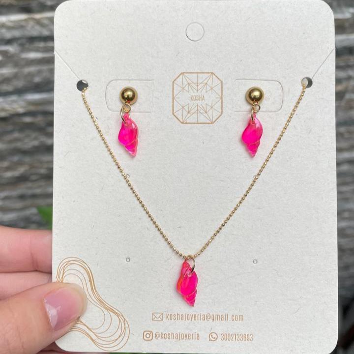 COLLAR + ARETES CARACOLA