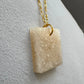 Collar Cuadrado Mineral