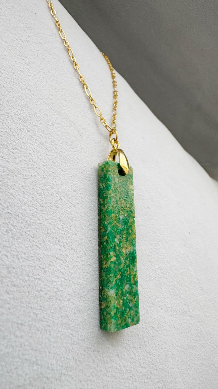 Collar Esmeralda Mineral 💚