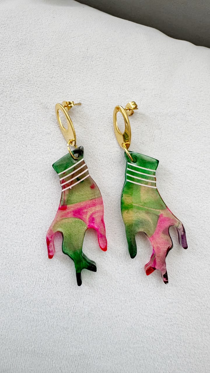 Aretes Manos Color