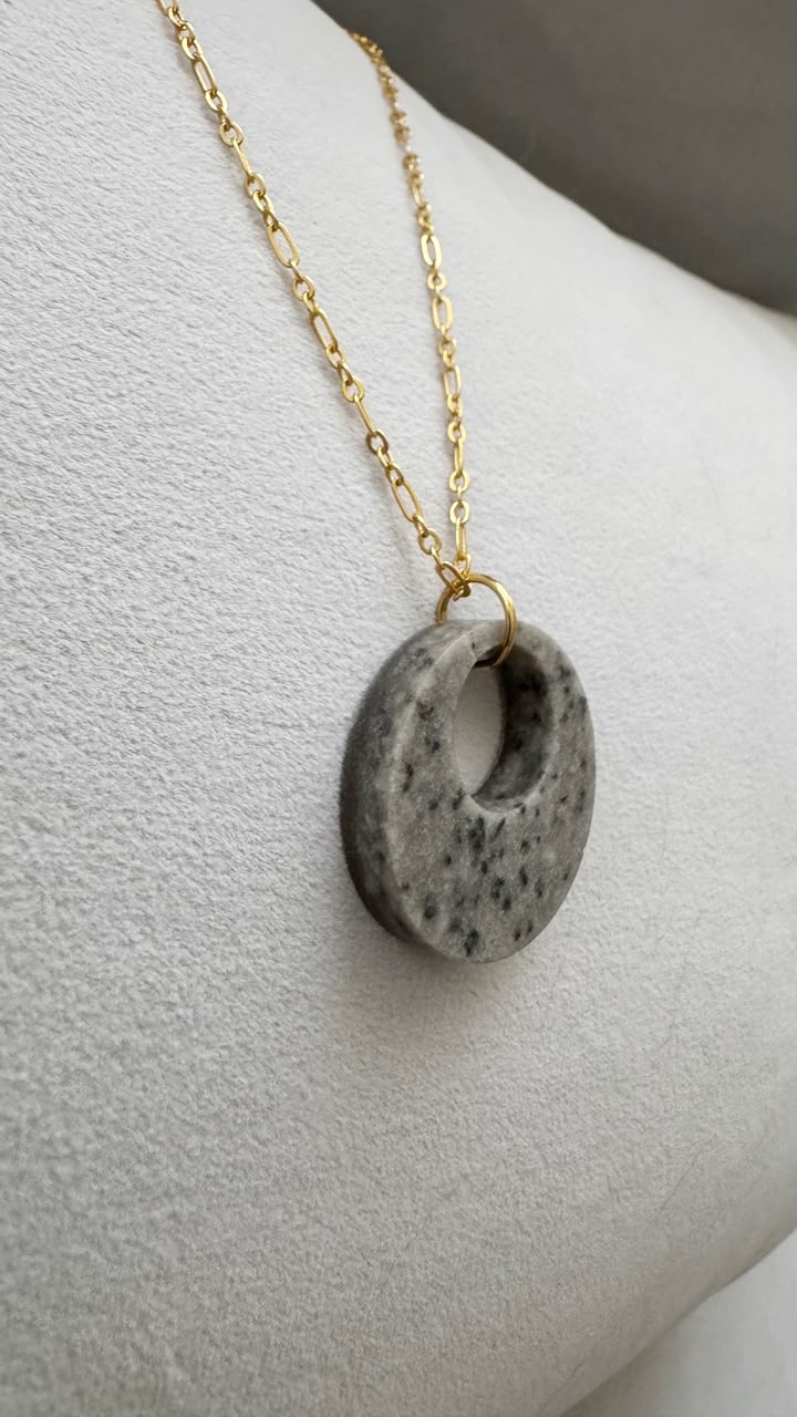 Collar Niebla