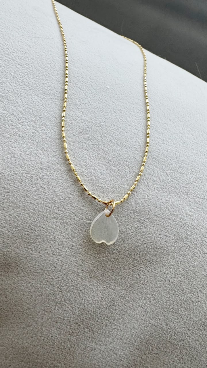Collar Pétalo Cristal